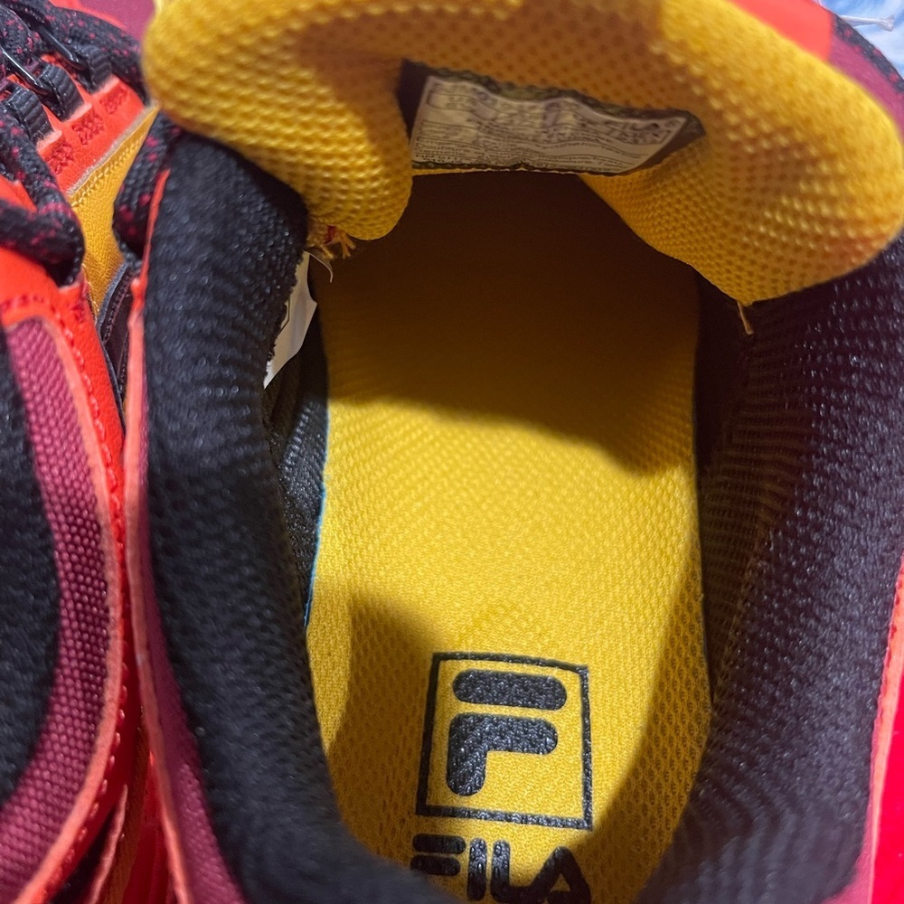 Fila Red and Orange Sneakers Dynamic Design - Picture 8 of 8